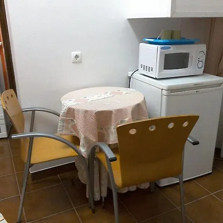 Edificio Saul Fanha Pensjonat *